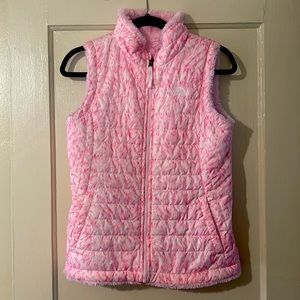 Girls North face pink and white reversible vest